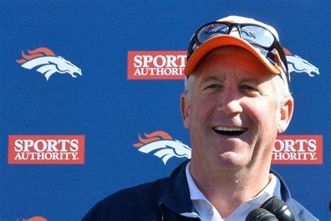 Broncos coach John Fox released from hospital - Sports Illustrated