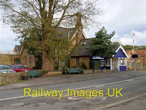 RAILWAY PHOTO - The Station at Ruswarp c2017 £2.00 - PicClick UK