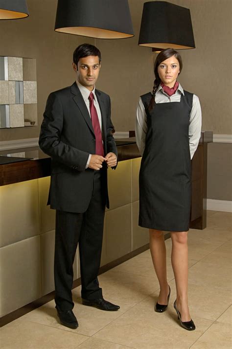 Modish Style: HOTEL UNIFORM