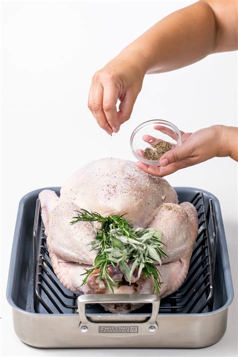 Martha Stewart's perfect roast turkey recipe for the perfect holiday dinner