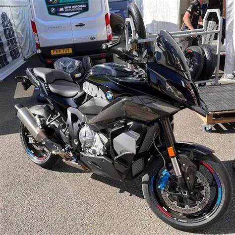 Spy Shots: Isle of Man TT Reveals BMW M 1000 XR - webBikeWorld