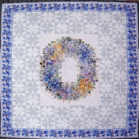 Val Moore | A Gallery Of Quilts | Quilts, Medallion quilt, Patchwork quilts