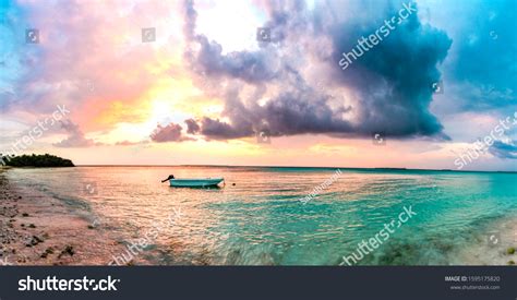 Beautiful Sunset View Maldives Beach Colorful Stock Photo 1595175820 ...