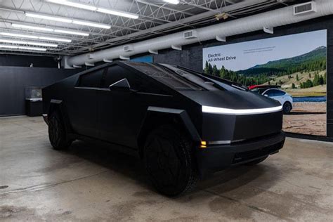 Black Tesla Cybertruck Vinyl Wraps: Matte vs Satin vs Glossy Black – TESLARATI Marketplace