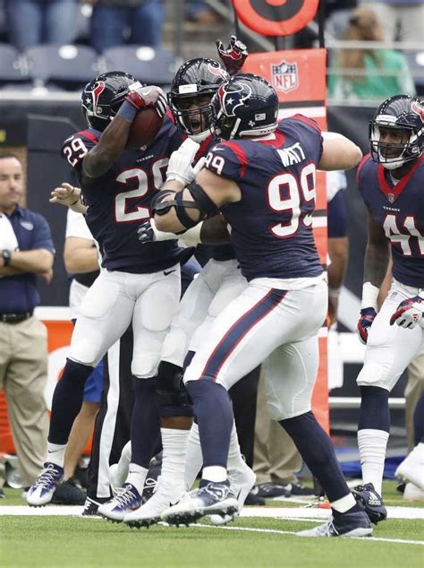 Texans' defense well-rested after routing Titans