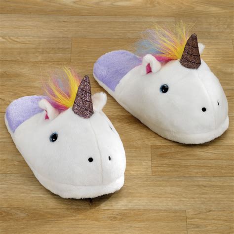 Unicorn Slippers | Bits and Pieces