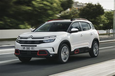 Citroen C5 Aircross 2020, suv dalle 30 combinazioni e 5 motori - AutoToday.it