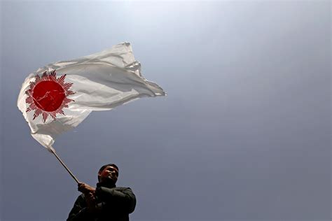 Nepal signs peace agreement with communist rebel group | Daily Sabah