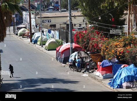 Downtown los angeles neighborhood of skid row hi-res stock photography and images - Alamy