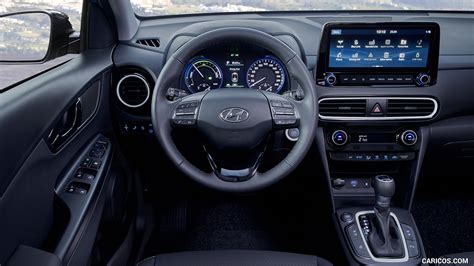 2020 Hyundai Kona Hybrid (Euro-Spec) - Interior, Cockpit | Caricos