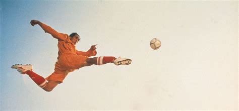 Review: Shaolin Soccer - Slant Magazine