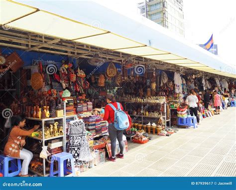 Central Market, Phnom Penh, Cambodia Editorial Photography - Image of attraction, phnom: 87939617