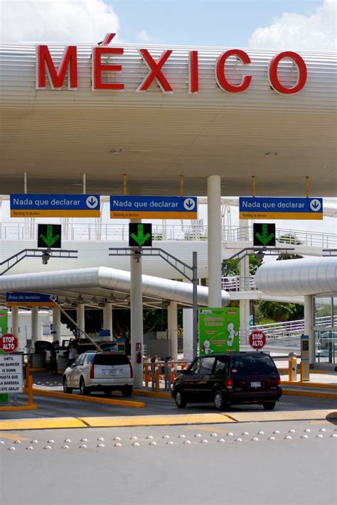 The border crossing at Reynosa, across from McAllen, Texas. | Mexico travel, Mexico, Travel