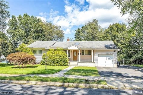 8 Michael Dr, Wayne, NJ 07470 | Zillow