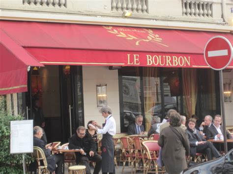 Brasserie Le Bourbon Dress Code