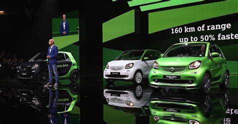 Some Smart car dealers are considering stopping sales due to the brand ...