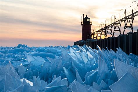 Frozen Lake Michigan Shatters And Creates Millions Of Surreal Shapes ...