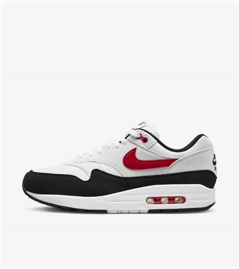 Air Max 1 'Pure Platinum and University Red' (FD9082-101) Release Date . Nike SNKRS