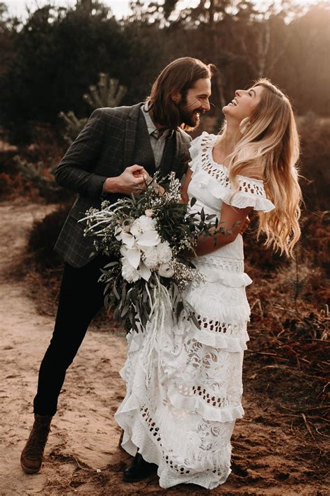 27+ Dreamy Elopement Wedding Dress Ideas for Brides | Elopement wedding dresses, Bohemian ...