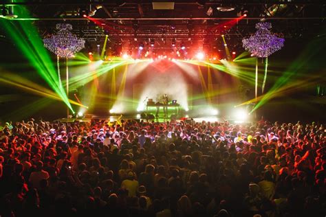 The Best Concert Venues to See Live Music Around Philadelphia