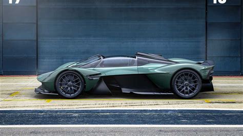 Aston Martin Valkyrie Spider Revealed With 205-MPH Top Speed Sans Roof ...