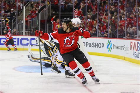 NJ Devils: How Does Dawson Mercer Get Back Into Calder Trophy Race?