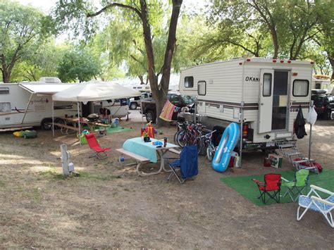 Jeff and Tanya: Camping in Osoyoos