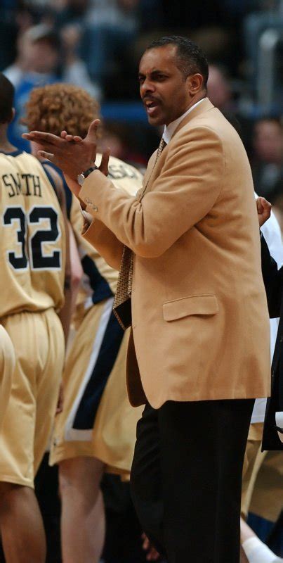 Georgia Tech fires basketball coach Hewitt - UPI.com