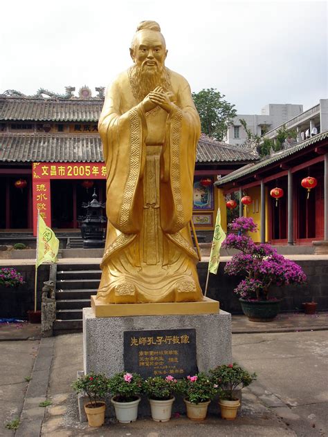 Confucius (Kong Zi, K'ung-fu-tzu or Kongfuzi) Statue - Fro… | Flickr