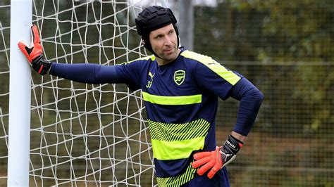 Petr Cech channels his inner Snoop Dogg to help sell helmet-shaped ...