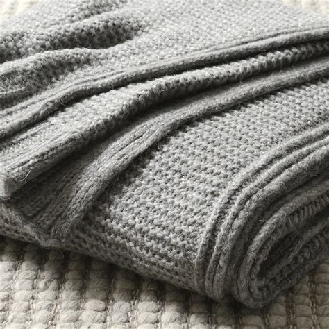 Lenny Chunky Knitted Throw Grey - The Cotswold Company