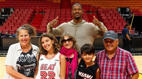 Jimmy Butler meets young Argentinian fan after missed game - BVM Sports