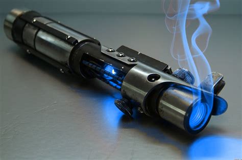 Luke Skywalker Blue Lightsaber Desktop Wallpapers - Wallpaper Cave