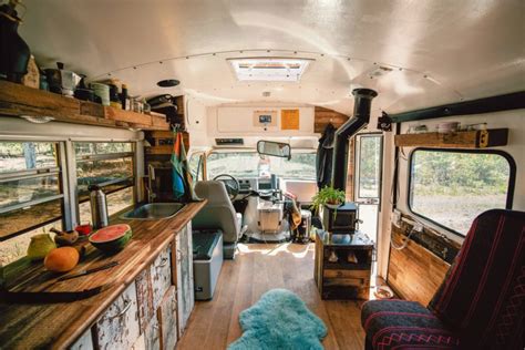 Couple converts school bus into tiny home on wheels