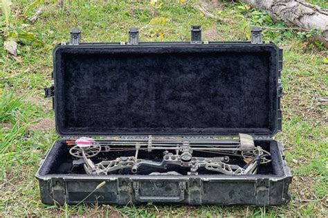 14 Best Bow Cases for Compound & Crossbow [Hard + Soft]