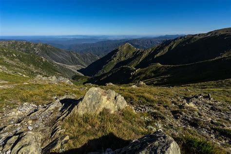 Climbing Mount Kosciuszko - The Roof Of Australia | NOMADasaurus