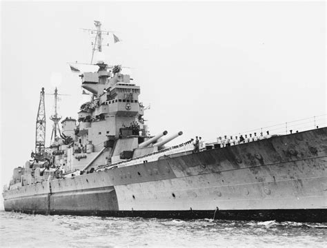 Battleship HMS Howe, first flagship of the British Pacific Fleet. (Source) Royal Australian Navy ...