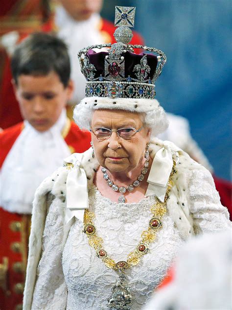 Queen Elizabeth's Imperial State Crown : People.com