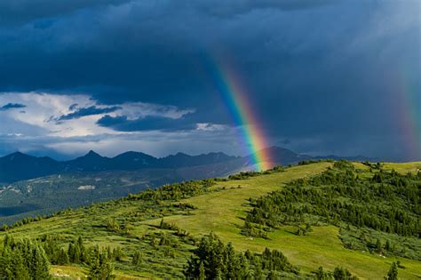 Rainbow Mountain Pictures | Download Free Images on Unsplash