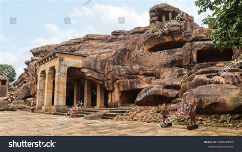 160 Udayagiri And Khandagiri Caves Images, Stock Photos & Vectors ...