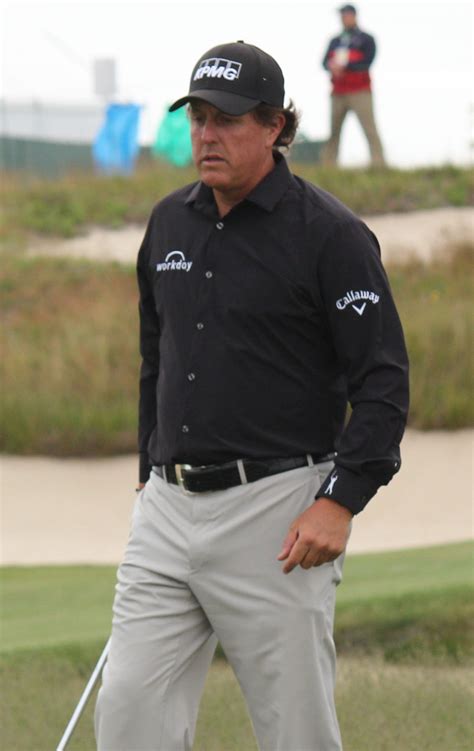 Phil Mickelson Gambled, and Pro Golf Is Continuing to Pay for It S-News