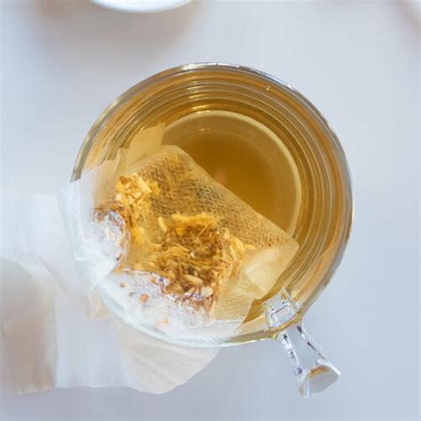 Chicory Root Tea | FaveHealthyRecipes.com