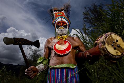 Papua New Guinea - Culture in Transition — Brent Stirton