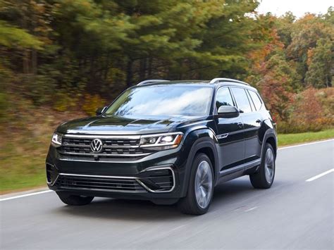 2022 Volkswagen Atlas Review, Pricing, and Specs