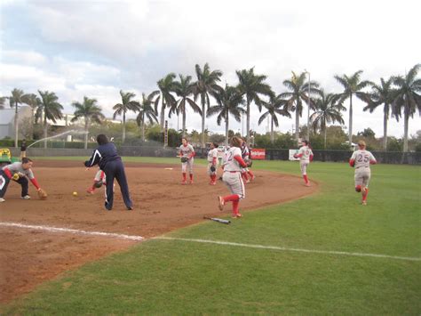 FAU Softball | deedo2125 | Flickr