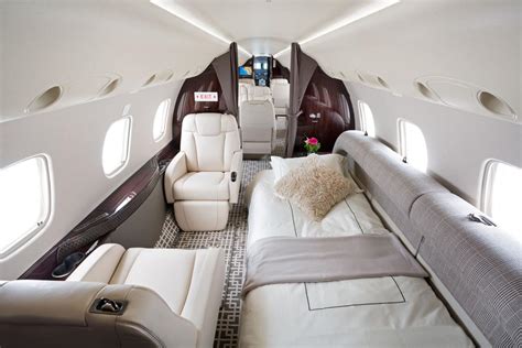 Private jet Embraer Legacy 650: interior, photo, price, rental - SkyRevery