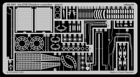 Su-27 Flanker B exterior 1/48 - Eduard Store
