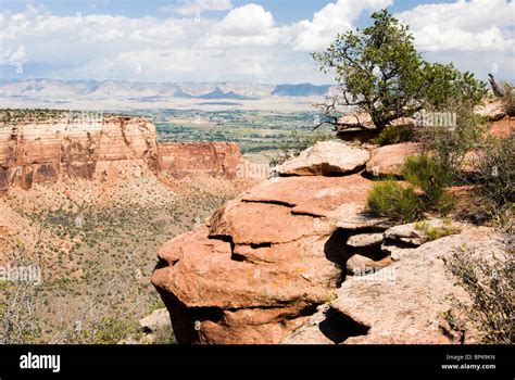 View of Monument Canyon from Rim Rock Drive in the Colorado National Monument Stock Photo - Alamy