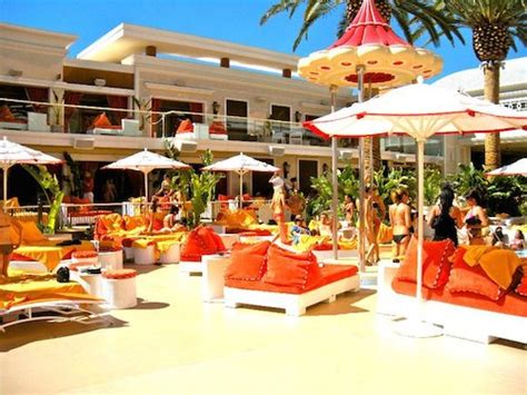 Encore Beach Club Cabana Prices