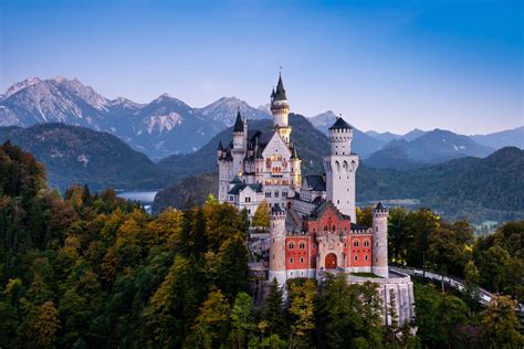 Neuschwanstein Castle, Bavaria, Germany [1920×1280] : r/ArchitecturePorn